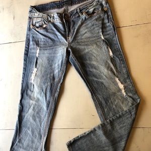 Blue brand Ladies Jeans, Sz. 17, Inseam 35 EUC